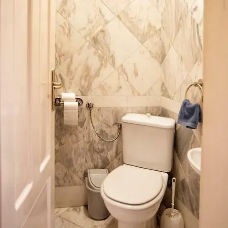 Apartment Aristocratic, Elegant, Designer
