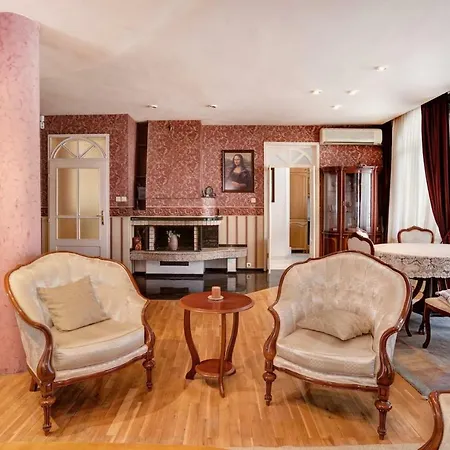 Apartment Aristocratic, Elegant, Designer *